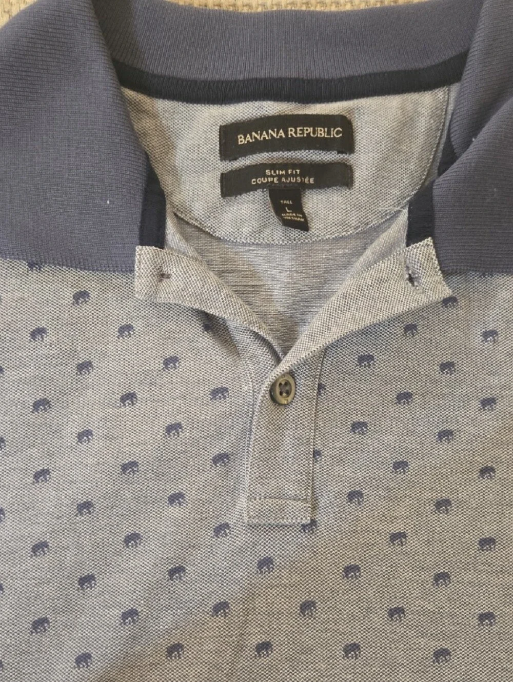 Mens Large Banana Republic Gray Polo with Navy Collar and Elephante Design